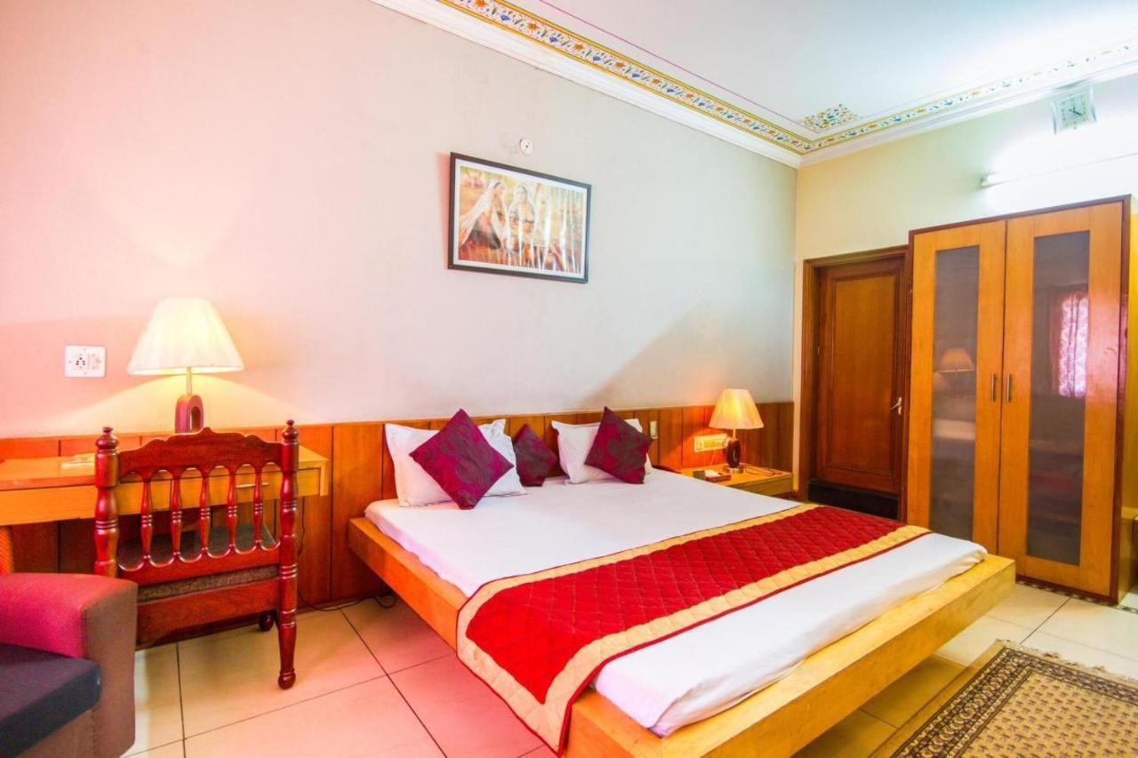 Hotel Shalimar Jaipur Bagian luar foto